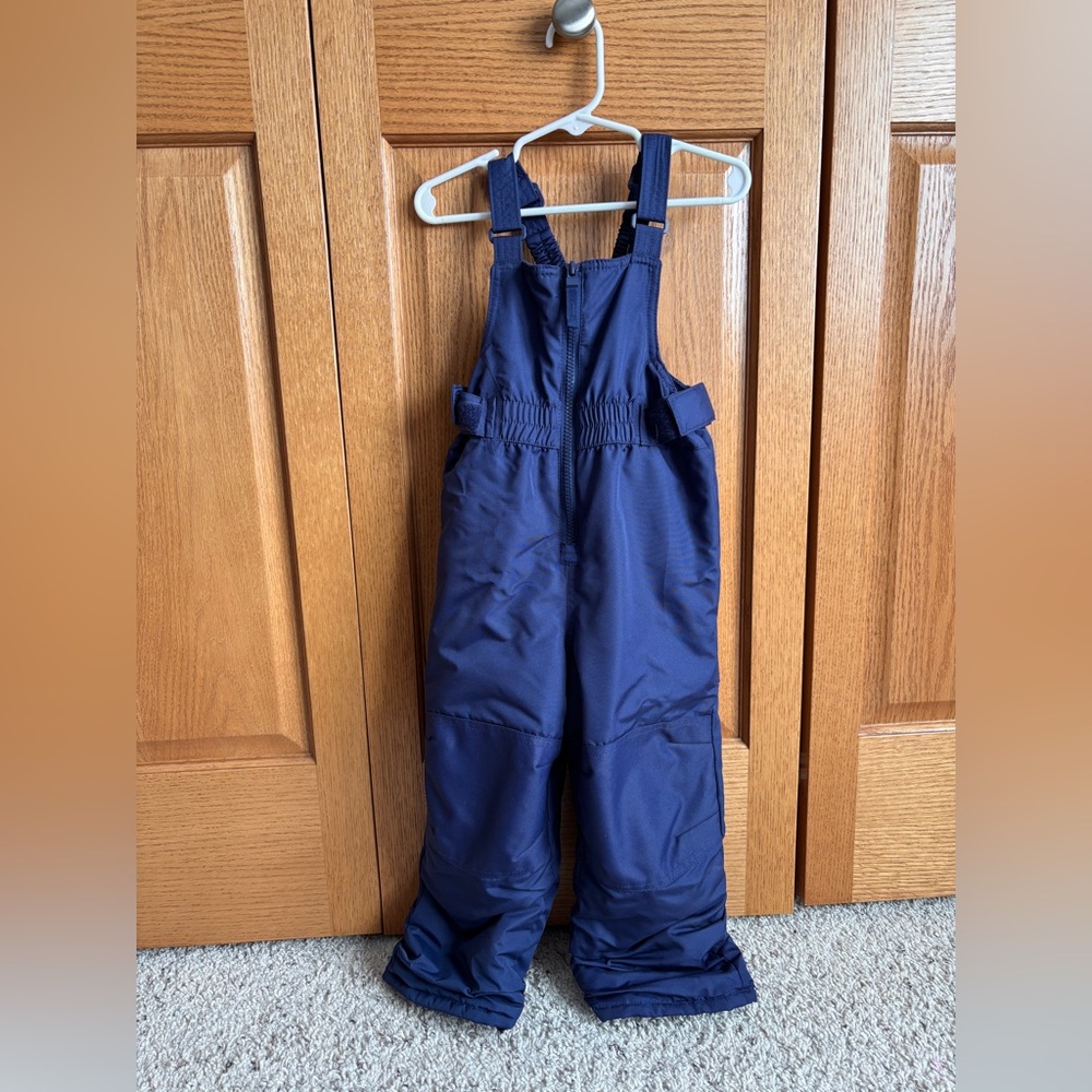 Cat & Jack Navy blue snow pants with adjustable straps, 3T